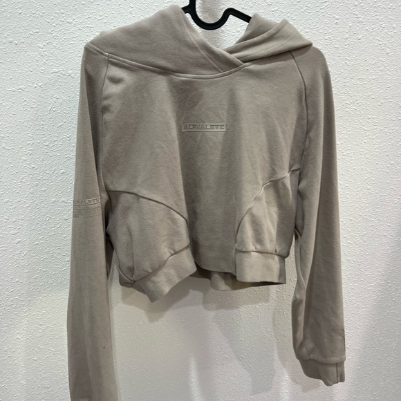 Alphalete Tops - Alphalete hoodie